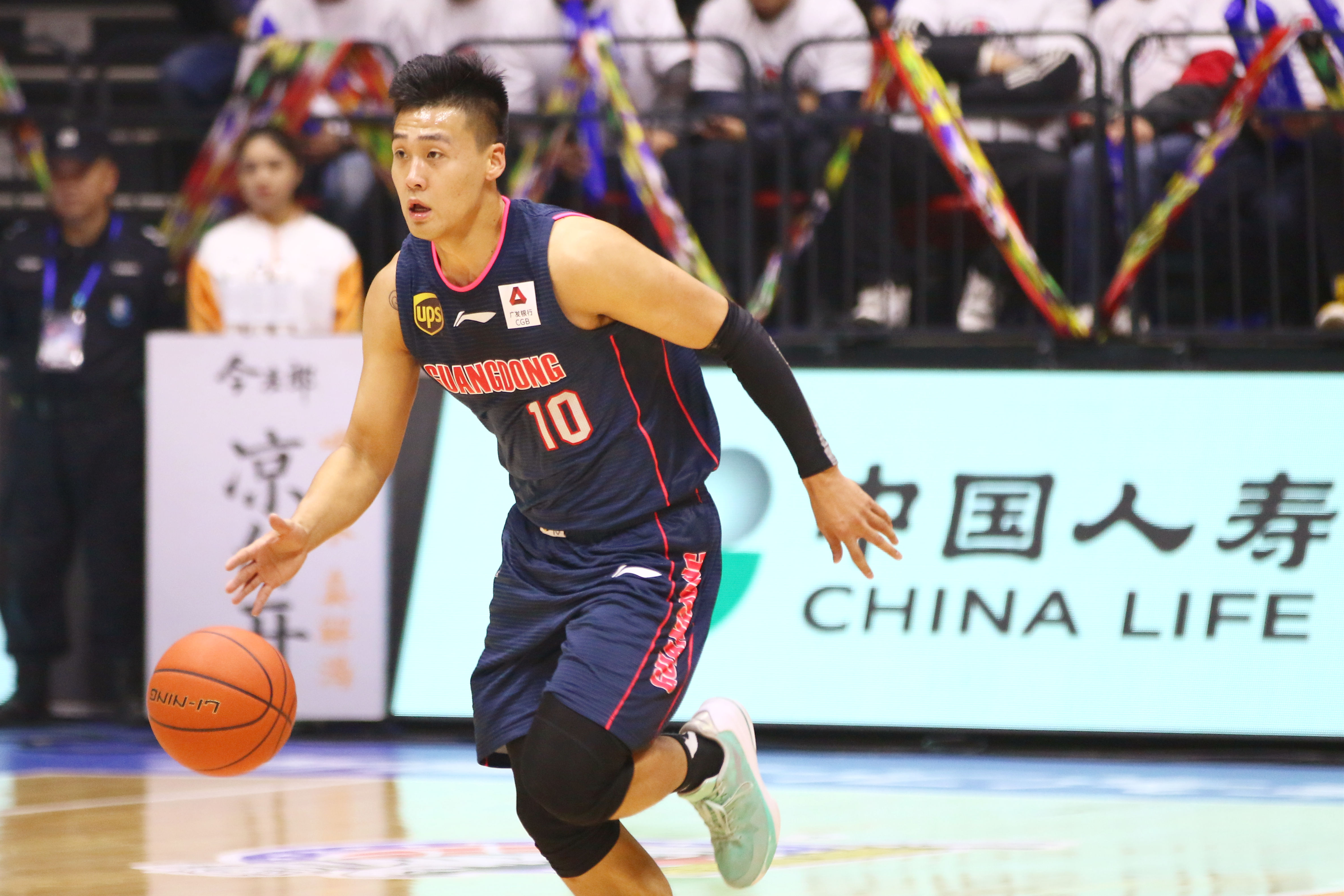 夺冠大热门失守，客场难求一胜的简单介绍