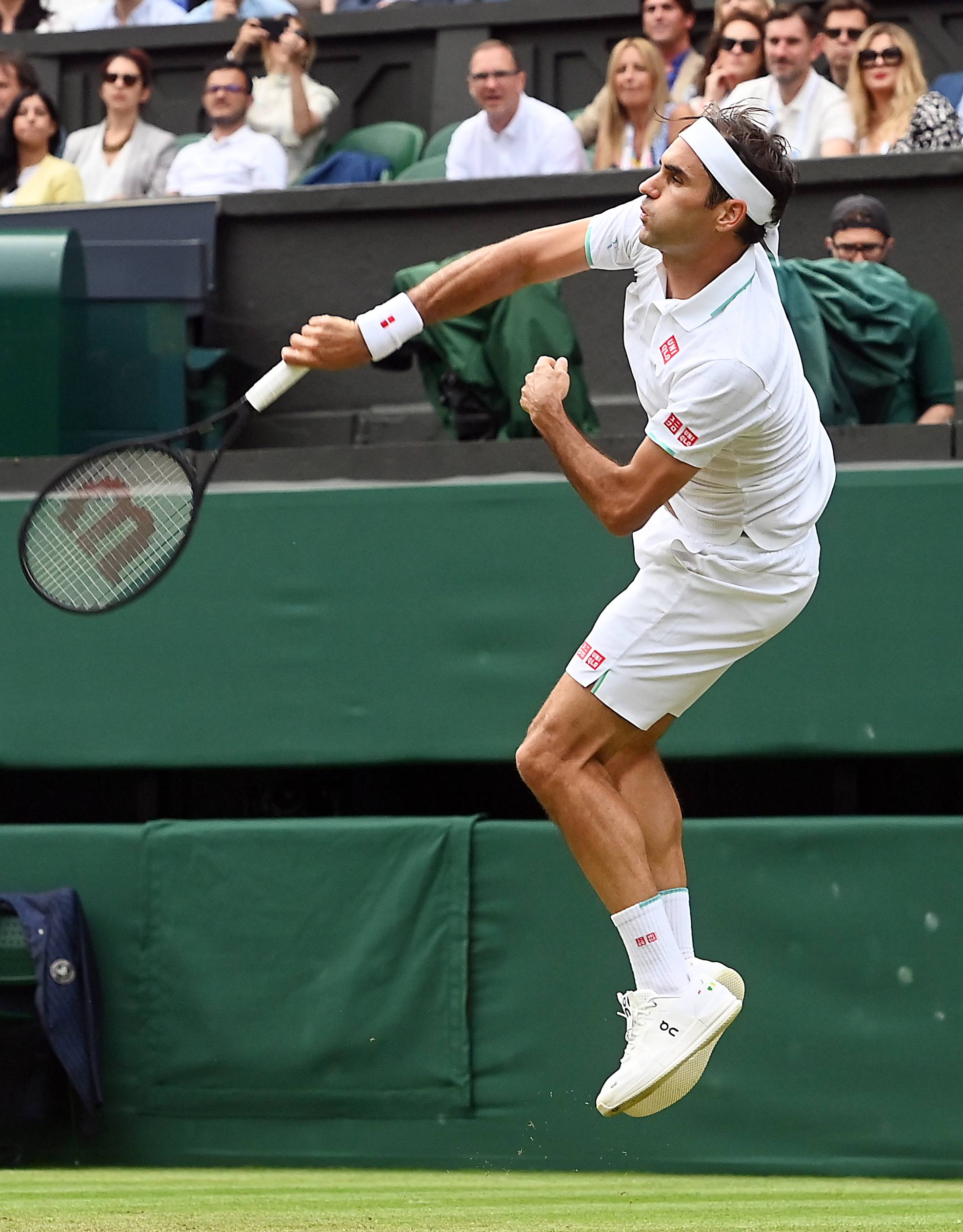 西班牙网球队轻取德国网球队,费德勒高光表现的简单介绍 西班牙网球队轻取德国网球队,费德勒高光表现的简单介绍