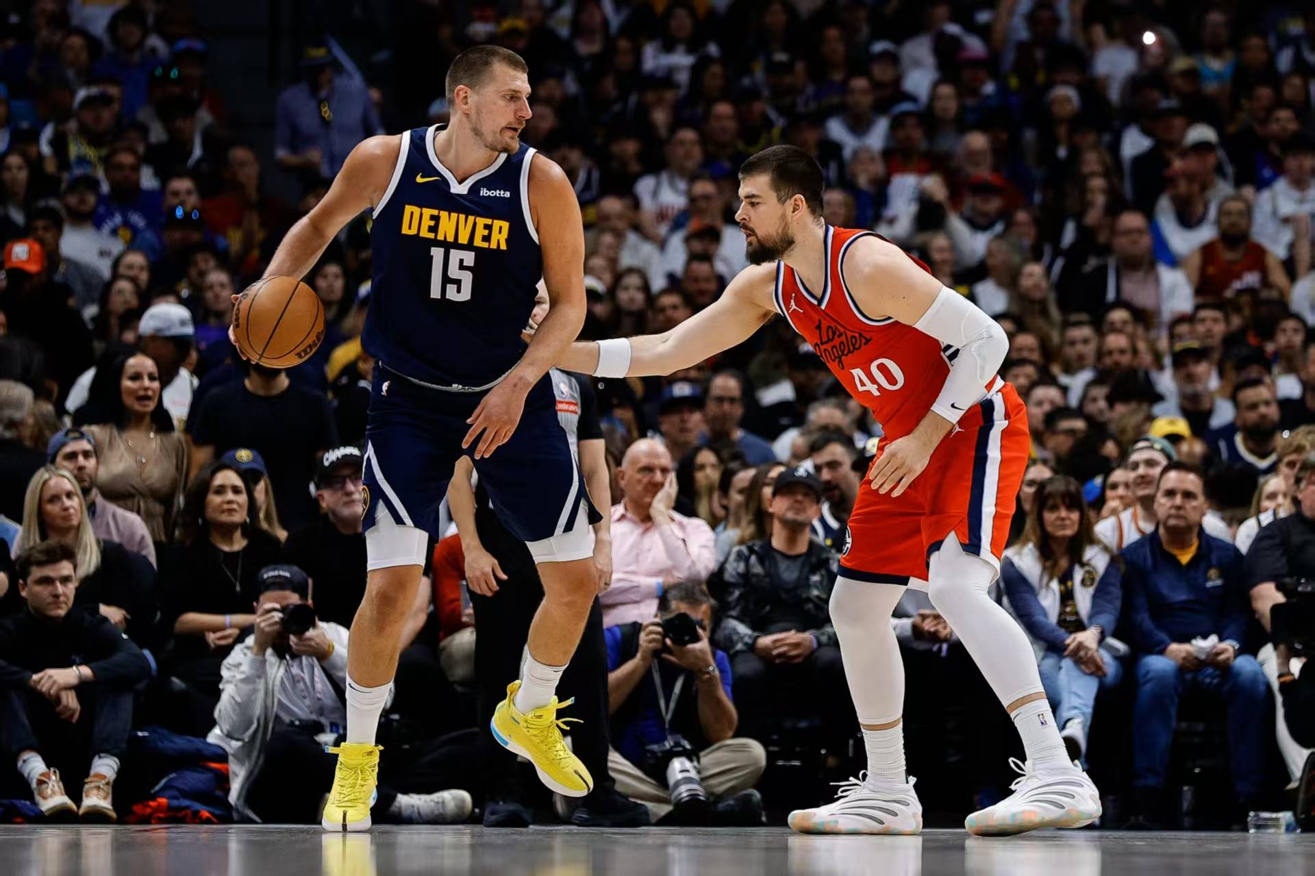 掘金负于篮网,约基奇罚球线外惜败 掘金负于篮网,约基奇罚球线外惜败