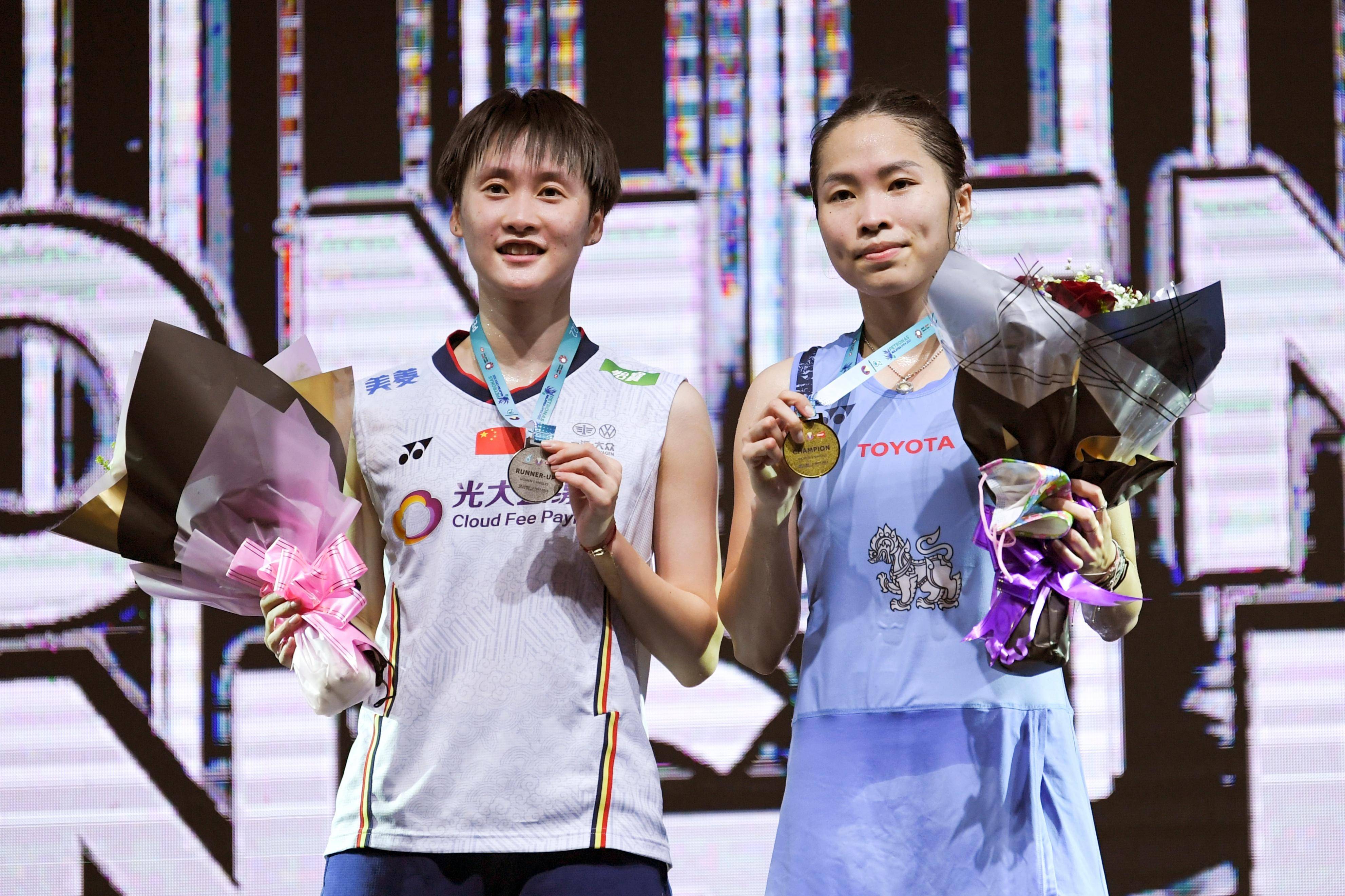 包含泰国羽毛球队绝杀日本羽毛球队,陶菲克制霸全场的词条 包含泰国羽毛球队绝杀日本羽毛球队,陶菲克制霸全场的词条