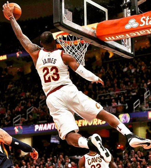 爵士击败骑士，取得四连胜