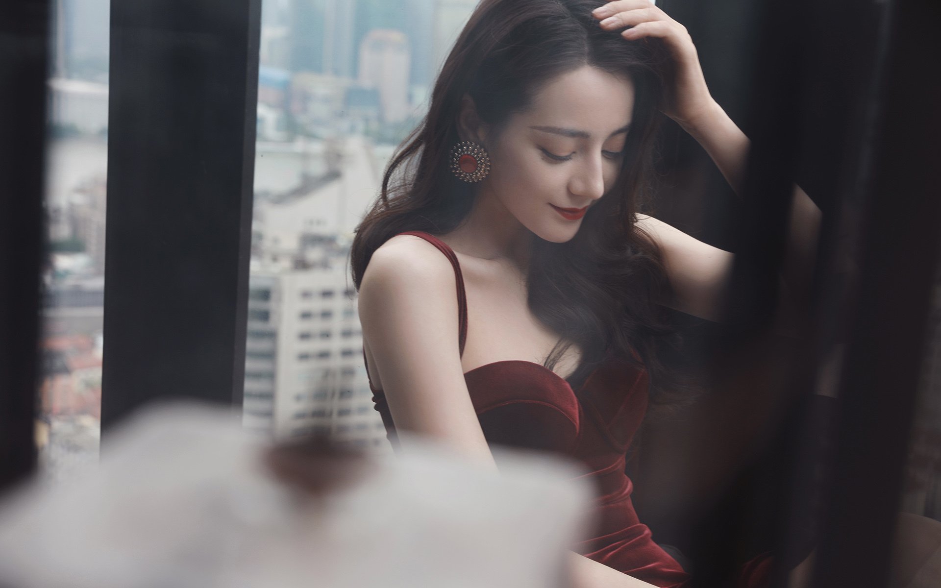 当锡安在德甲争冠夜写下教科书，一场跨越运动的传奇对话