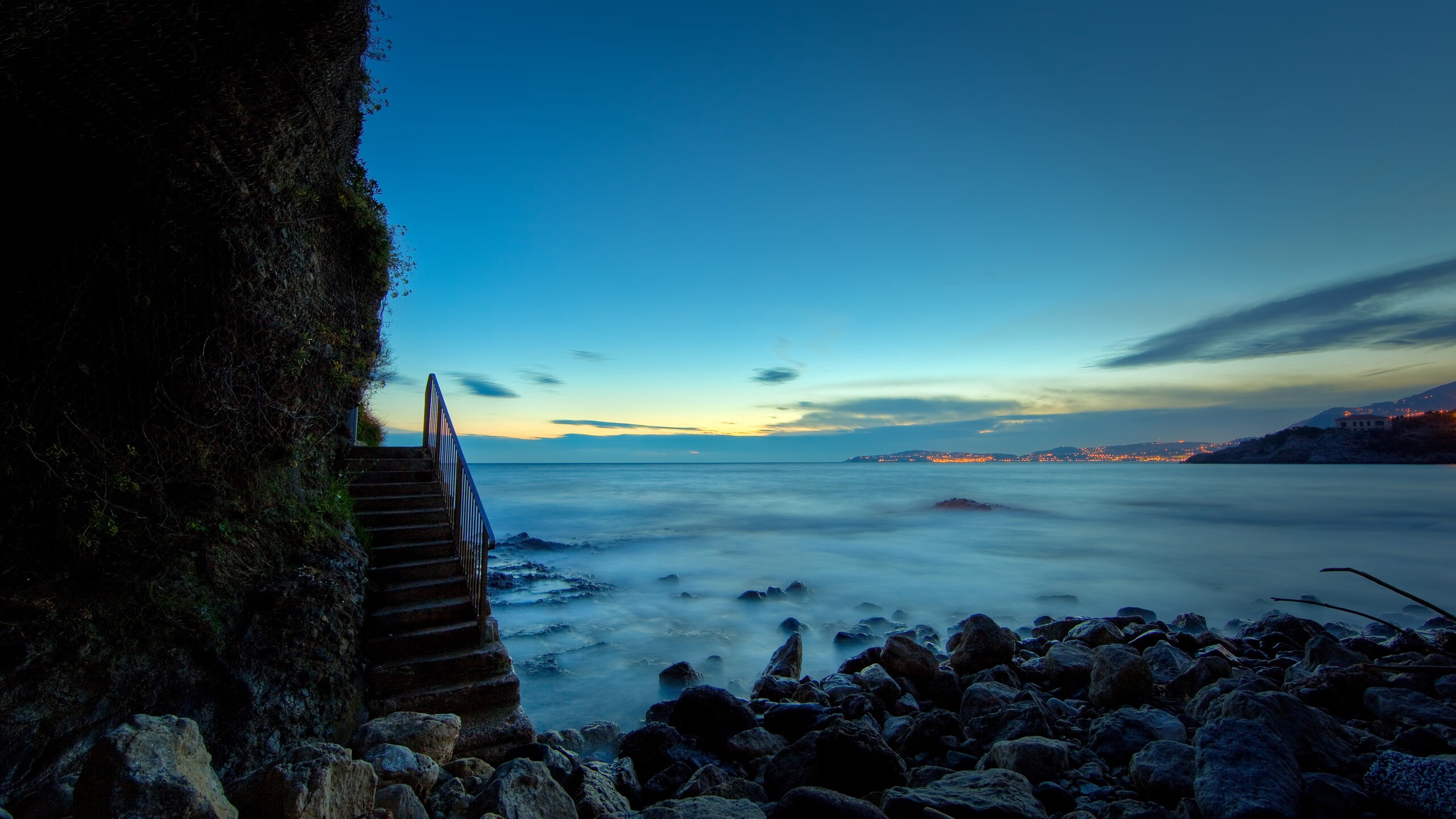 老将的绝唱与新军的凯歌，当苏亚雷斯流泪告别，克罗地亚沉稳前行