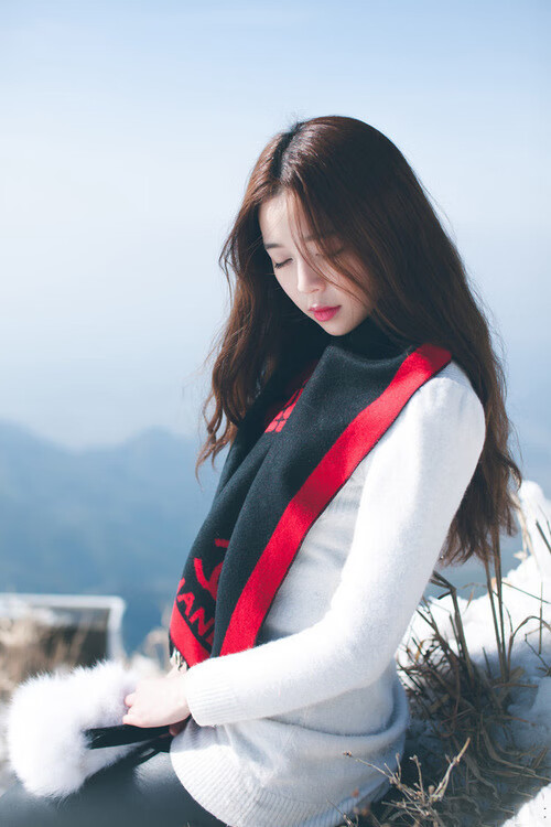 绿茵烽火,西班牙德比的艺术与跨大陆的突围之战